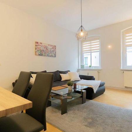 *Central_50M2_Kitchen_Washer_Netflix_Parking Cottbus Bagian luar foto