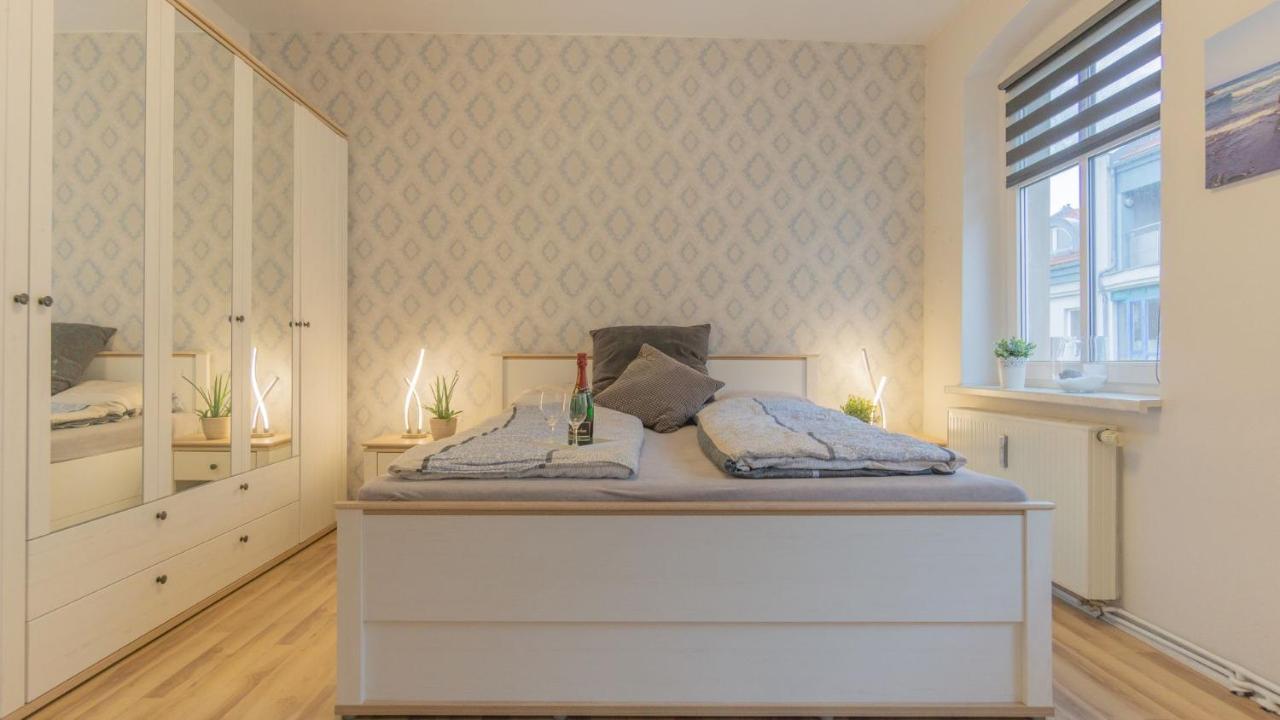 *Central_50M2_Kitchen_Washer_Netflix_Parking Cottbus Bagian luar foto